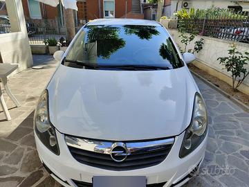 Opel corsa GPL anno 2010 5p