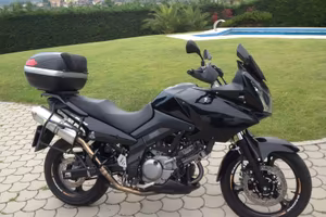 Moto VStrom 650