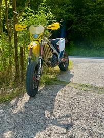 Suzuki rmx