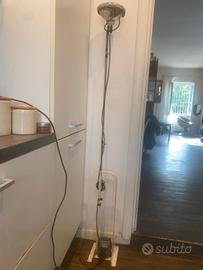 lampada da terra Toio Flos