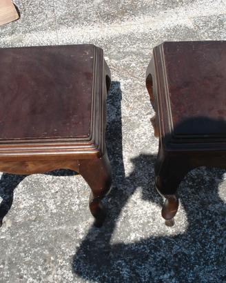 2 PIEDISTALLI O SUPPORTI IN LEGNO TENUTI BENISSIMO