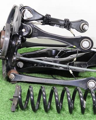 BMW F20 F22 F23 Mozzo fusello posteriore destro