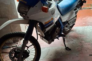 Honda NX 650 Dominator - 1991