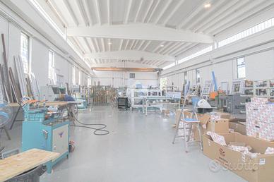 CAPANNONE A ROCCAFRANCA