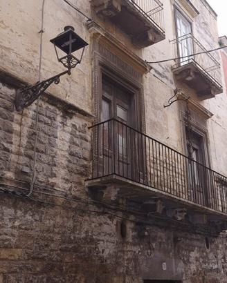 Esclusivo Palazzo Storico: Un Viaggio nel