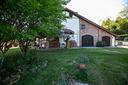 villa-di-424-m²-con-piu-di-5-locali-e-box-auto-dop