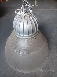 Lampada Disano industriale a campana