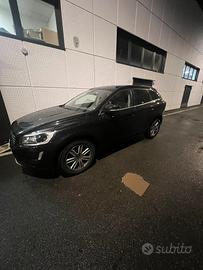 Volvo xc60 business plus automatico 150cv