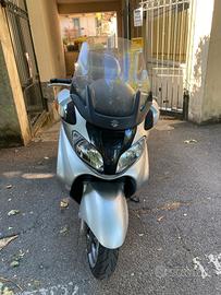 Suzuki Burgman 650