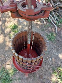 strettoio Ø60 H.100+gramola manuale+1 elettrica