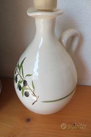 Anfora ceramica per olio