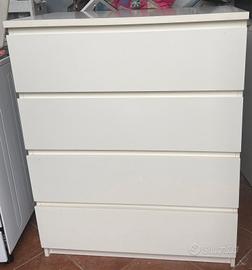 Cassettiera di legno bianca 