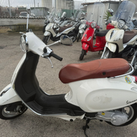 Piaggo vespa primavera