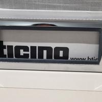 placche Bticino living international
