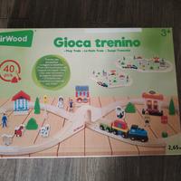 trenino in legno 