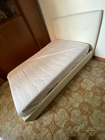 Letto contenitore ecopelle 1 piazza e mezzo