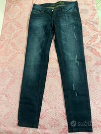Jeans Only