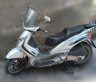 Beverly 250 i.e. 2007 (Motore guasto)