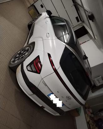 Hyundai KONA elettrica