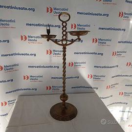 Candeliere in ottone con pinza porta scheggia