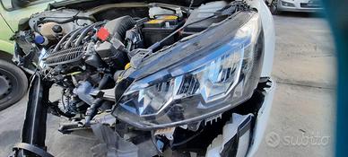 PEUGEOT 208 ANNO 2024 - FARO ANTERIORE SINISTRO