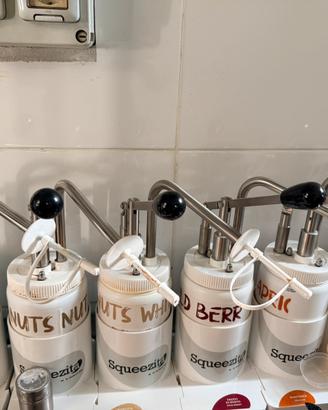 Dispenser per farciture a freddo