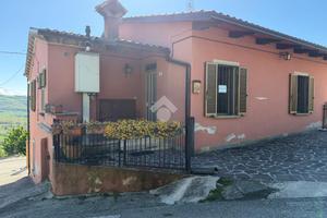 CASA INDIPENDENTE A GUBBIO
