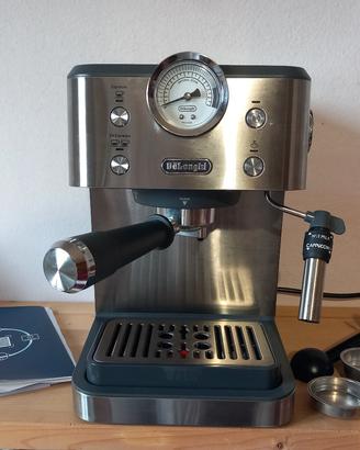 macchina caffè e cappuccino + 50 cialde