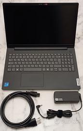PC Portatile / Notebook Lenovo V15 G5 IRL 15.6" i7