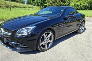 Mercedes-Benz SLC 180 AMG Line auto