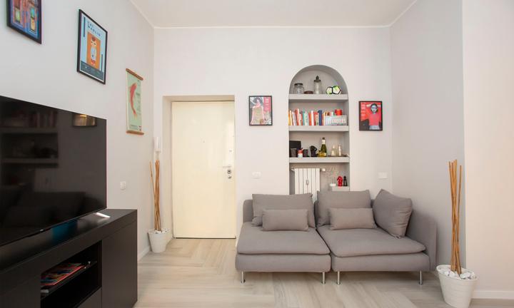 Bilocale elegante comodo metro e centro