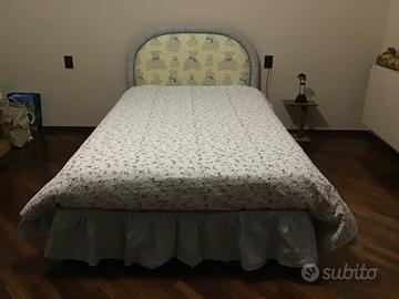 Letto una piazza e mezzo , testata imbottita