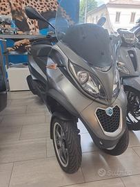 Piaggio MP3 300
