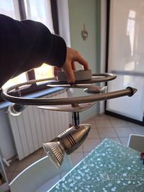 Lampadario da soffitto con faretti