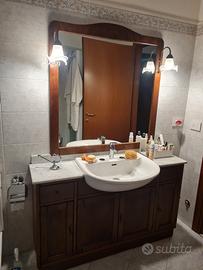 arredo bagno e specchio