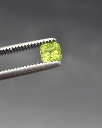 Peridot 0,85 Ct.