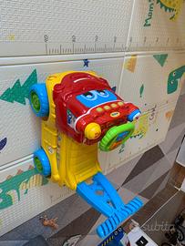 Macchinina baby clementoni