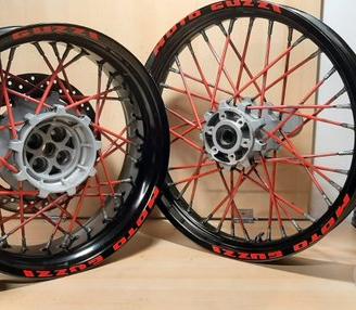 Coppia cerchi raggi moto guzzi 1200 stelvio