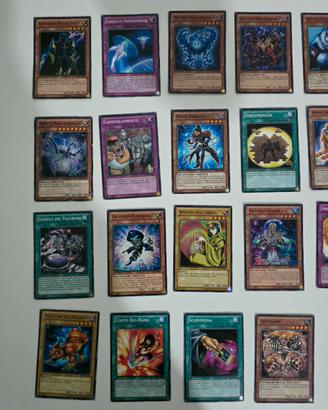 Set 50 carte Yu-gi-oh