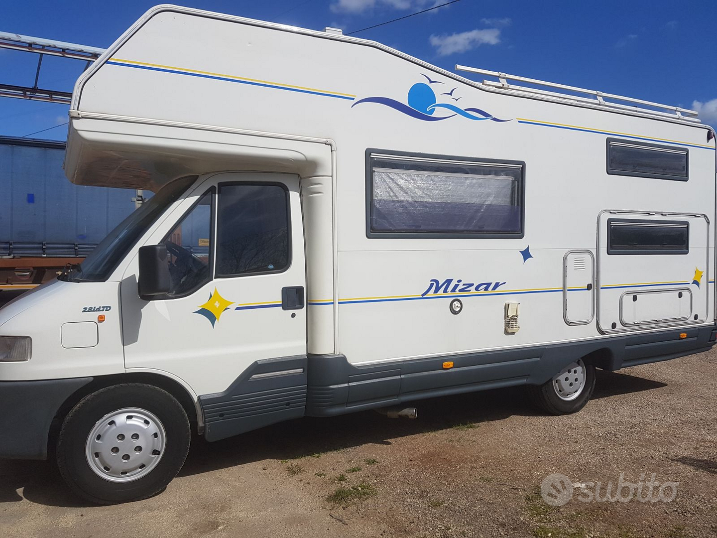 Finestra camper - Caravan e Camper In vendita a Lecce