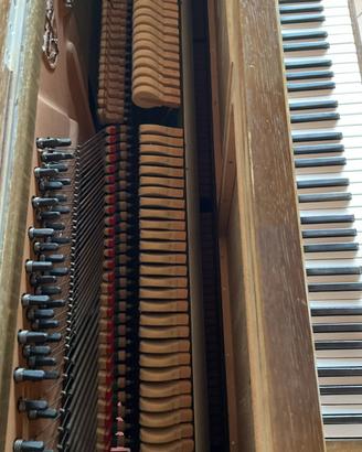 Pianoforte verticale