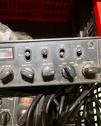 INTEK TORNADO 34S RADIO CB AM/FM/USB/LSB