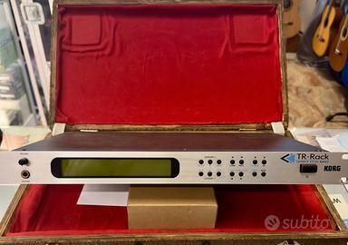 KORG TR T-RACK - EXPANDER CON CUSTODIA