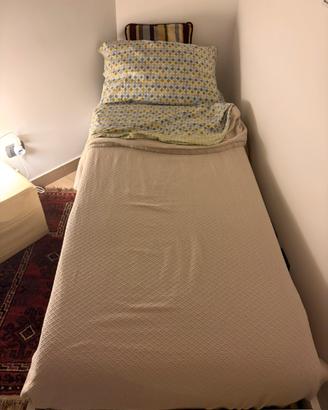 Letto singolo con materasso