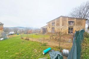 Terreno di mq 1.200 con annesso, San Lorenzo T/144