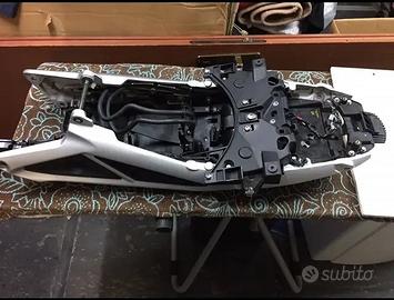 Ricambi orig/aftermarket per Triumph street triple