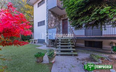 VILLA IDEALE PER DUE FAMIGLIE!