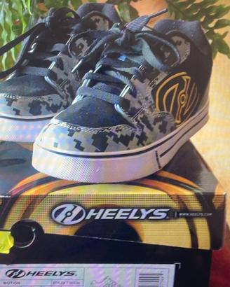 Scarpe Heelys con rotelle