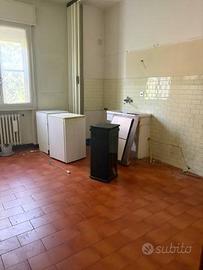 Villa di 266 m² con più di 5 locali e box auto dop