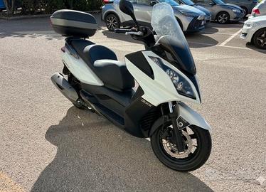 Kymco 300 abs downtown